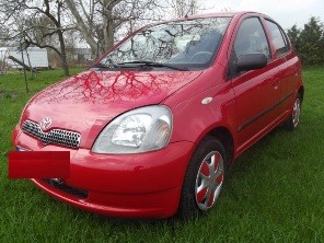   Тойота Ярис